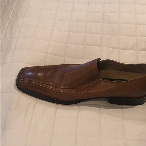 Shoes - Picture 2 of 3